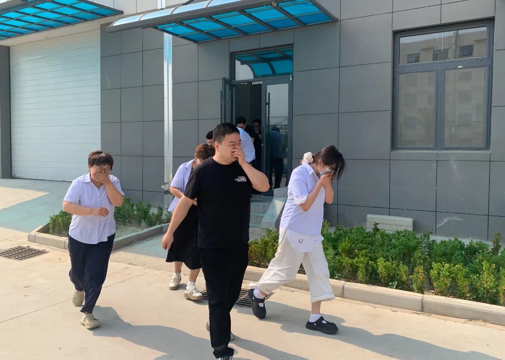 消防安全演练(2) 消防安全演练(2)