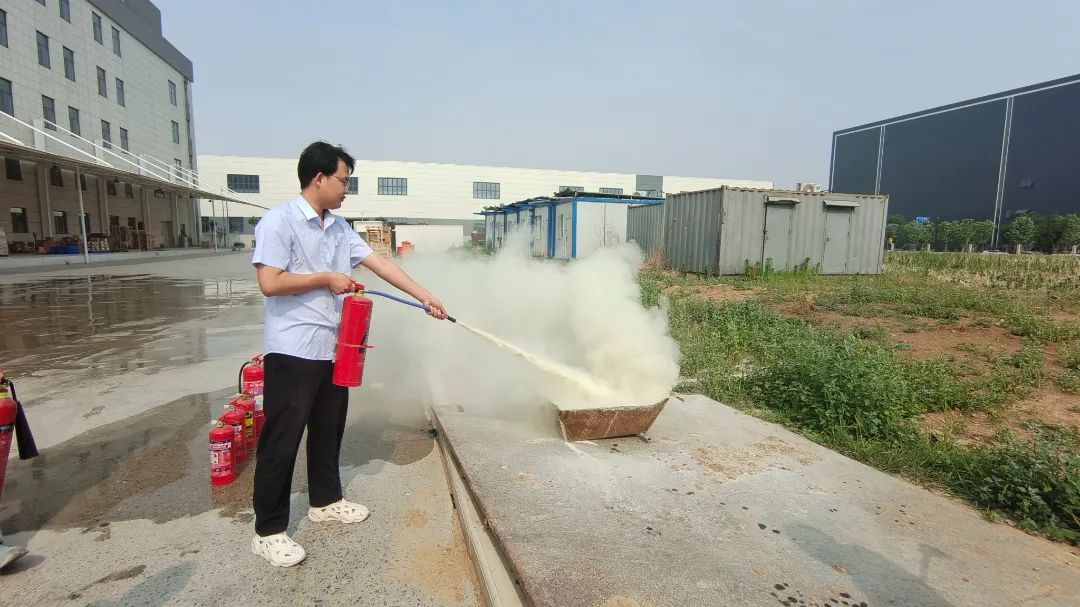 消防安全演练(4) 消防安全演练(4)