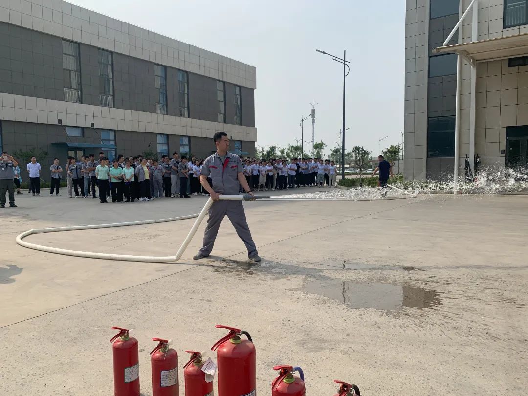 消防安全演练(5) 消防安全演练(5)